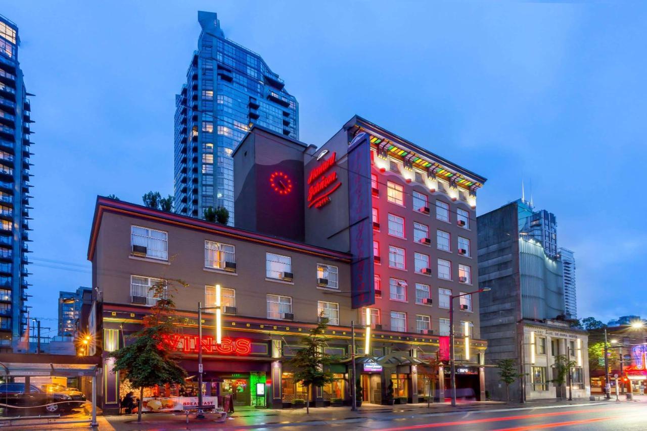 Howard Johnson By Wyndham Vancouver Downtown Hotel Exterior foto